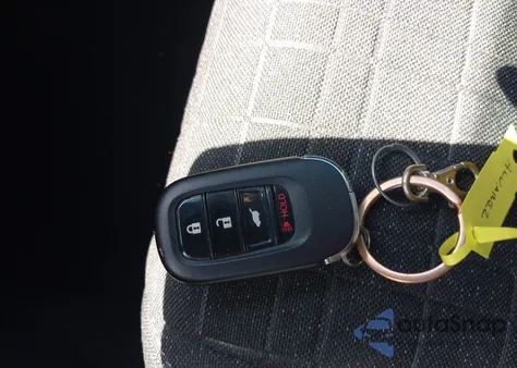 2025 Honda Hr-V 2Wd Lx z USA, uszkodzony, nr VIN 3CZRZ1H38SM720660